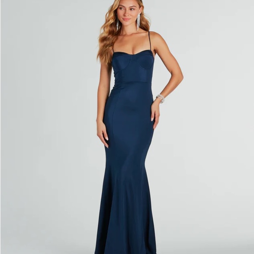 NWT Windsor Kiele Formal Bustier Mermaid Long Dress Size S